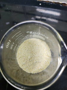 Dimethomorph 500g/kg